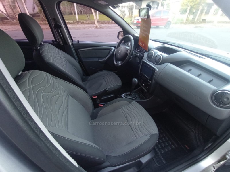 DUSTER 2.0 TECH ROAD 4X2 16V FLEX 4P AUTOMÁTICO - 2015 - TRêS COROAS