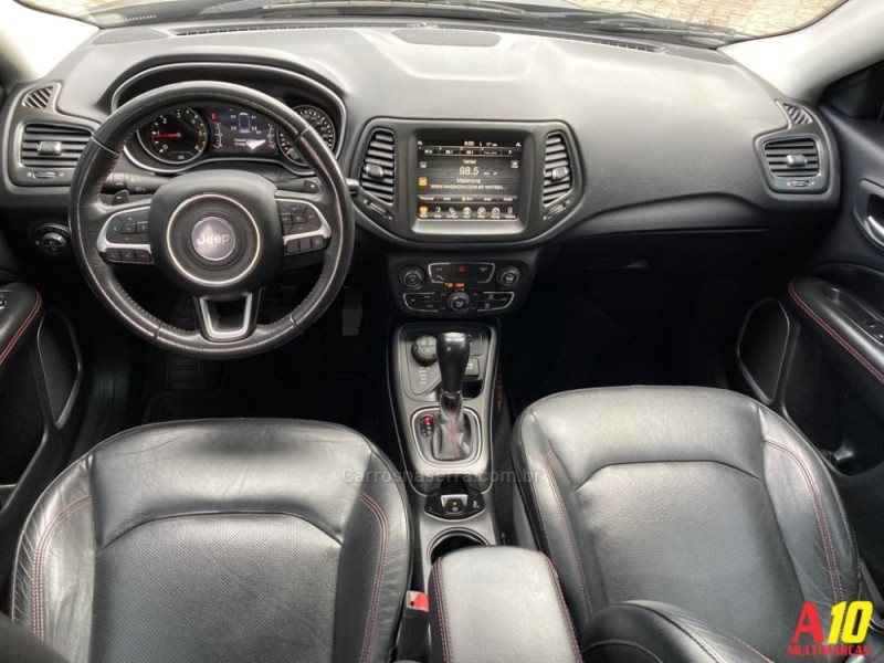 COMPASS 2.0 TRAILHAWK TD350 TURBO DIESEL 4X4 4P AUTOMÁTICO - 2017 - CAXIAS DO SUL
