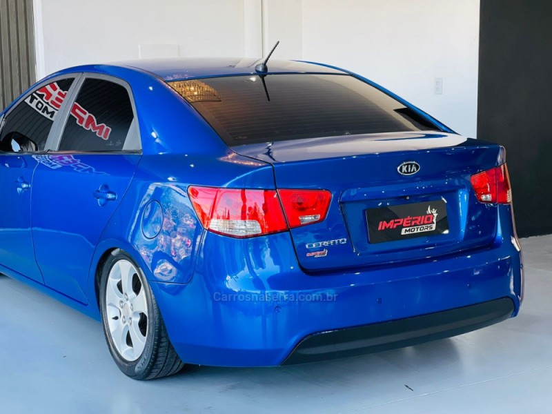 CERATO 1.6 E.221 SEDAN 16V GASOLINA 4P AUTOMÁTICO - 2010 - ESTâNCIA VELHA