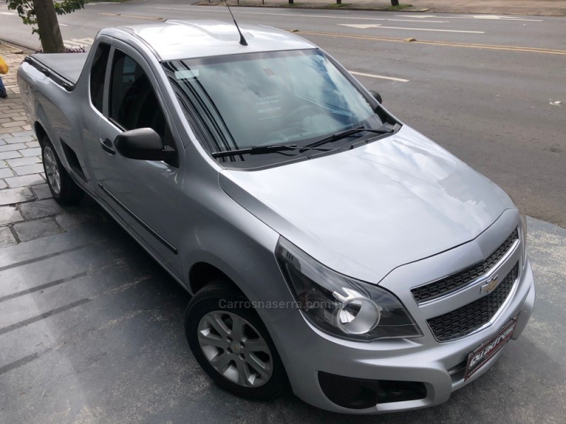 montana 1.4 mpfi ls cs 8v flex 2p manual 2013 caxias do sul