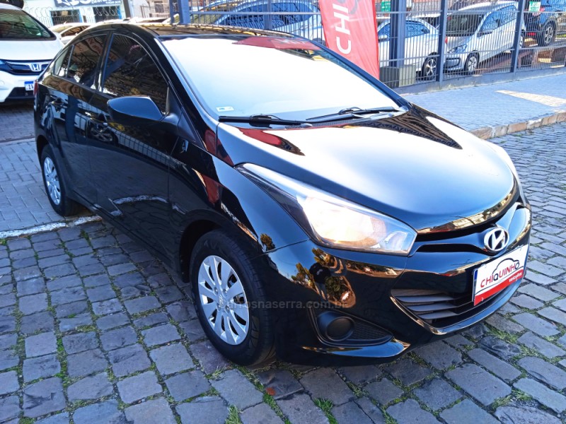 HB20S 1.0 COMFORT PLUS 12V FLEX 4P MANUAL - 2015 - CAXIAS DO SUL