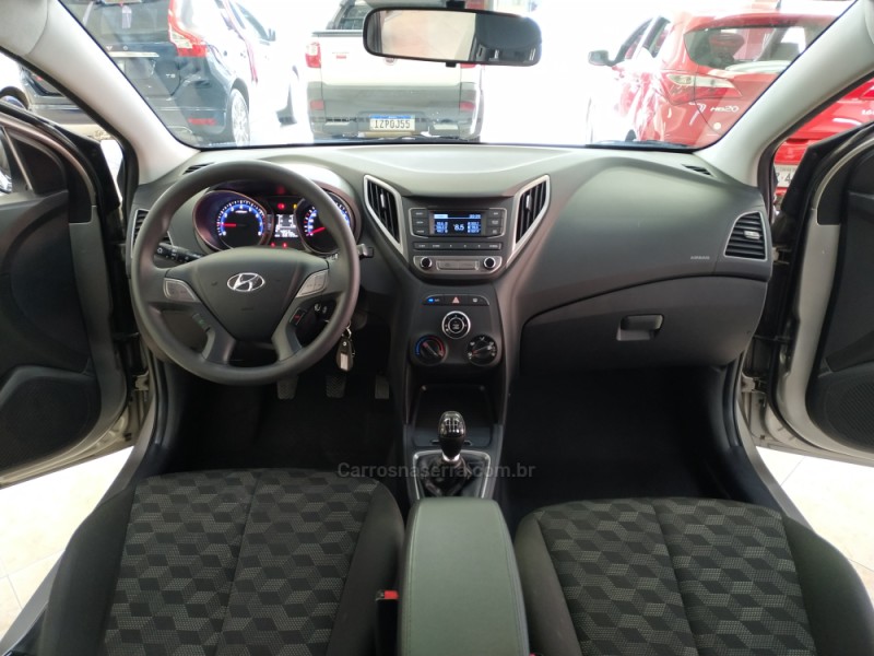 HB20 1.6 COMFORT PLUS 16V FLEX 4P MANUAL - 2016 - CAXIAS DO SUL