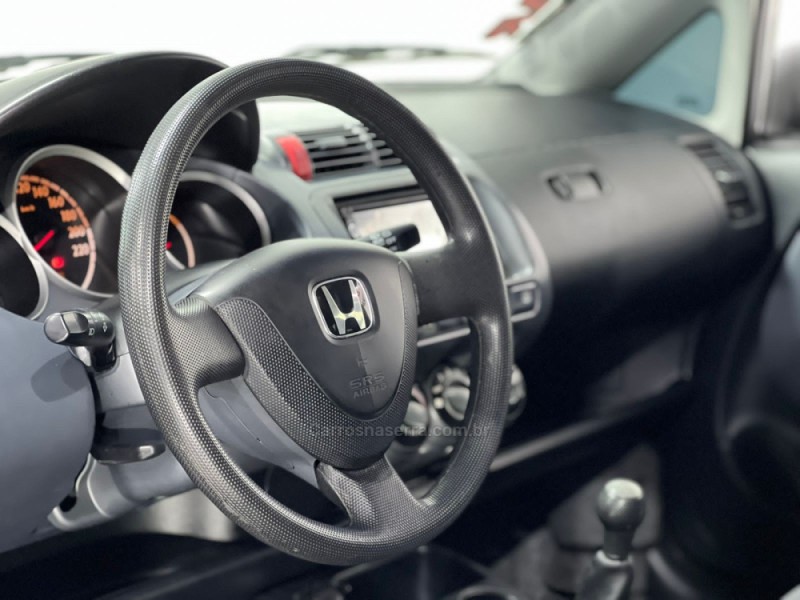 FIT 1.4 LX 8V GASOLINA 4P MANUAL - 2006 - NOVO HAMBURGO