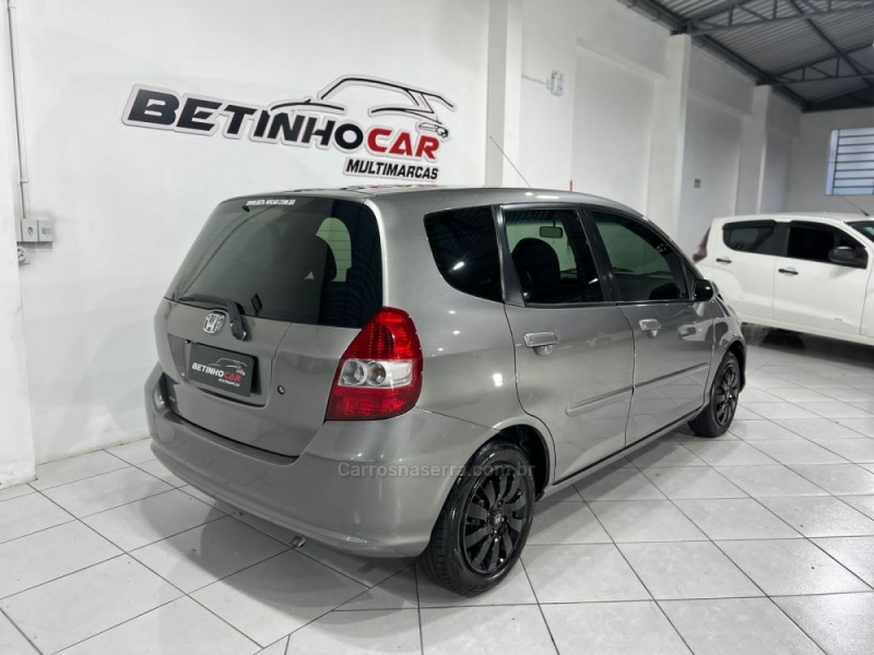 FIT 1.4 LX 8V GASOLINA 4P MANUAL - 2006 - NOVO HAMBURGO