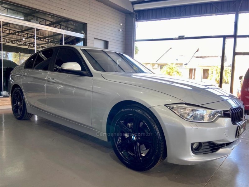 320I 2.0 16V TURBO GASOLINA 4P AUTOMÁTICO - 2013 - GIRUá