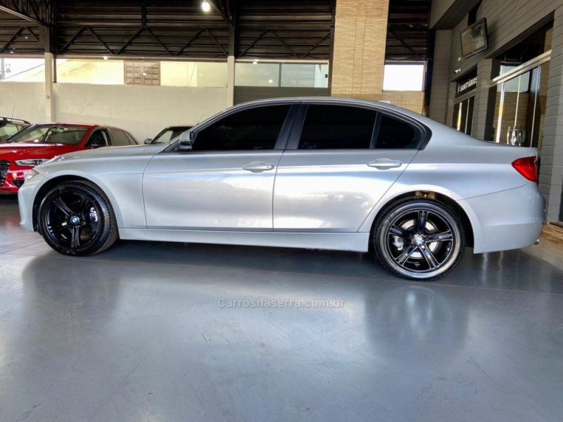 320I 2.0 16V TURBO GASOLINA 4P AUTOMÁTICO - 2013 - GIRUá