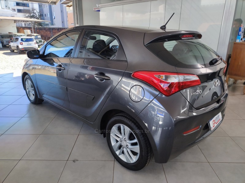 HB20 1.6 PREMIUM 16V FLEX 4P AUTOMÁTICO - 2013 - TAPEJARA