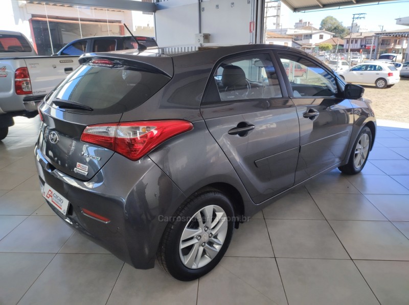 HB20 1.6 PREMIUM 16V FLEX 4P AUTOMÁTICO - 2013 - TAPEJARA