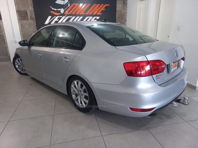 JETTA 2.0 COMFORTLINE FLEX 4P TIPTRONIC - 2013 - CAXIAS DO SUL