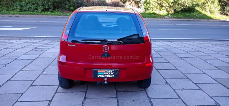 CORSA 1.0 MPFI MAXX 8V GASOLINA 4P MANUAL - 2004 - CAXIAS DO SUL