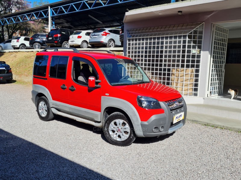 DOBLÓ 1.8 MPI ADVENTURE LOCKER 8V FLEX 4P MANUAL - 2013 - BENTO GONçALVES