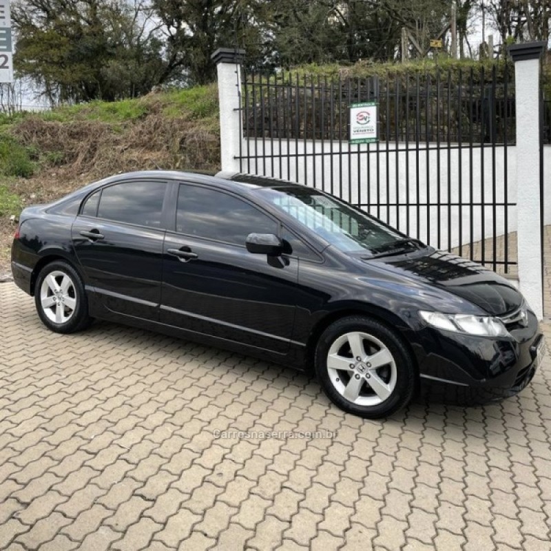 CIVIC 1.8 LXS 16V GASOLINA 4P AUTOMÁTICO - 2007 - CAXIAS DO SUL