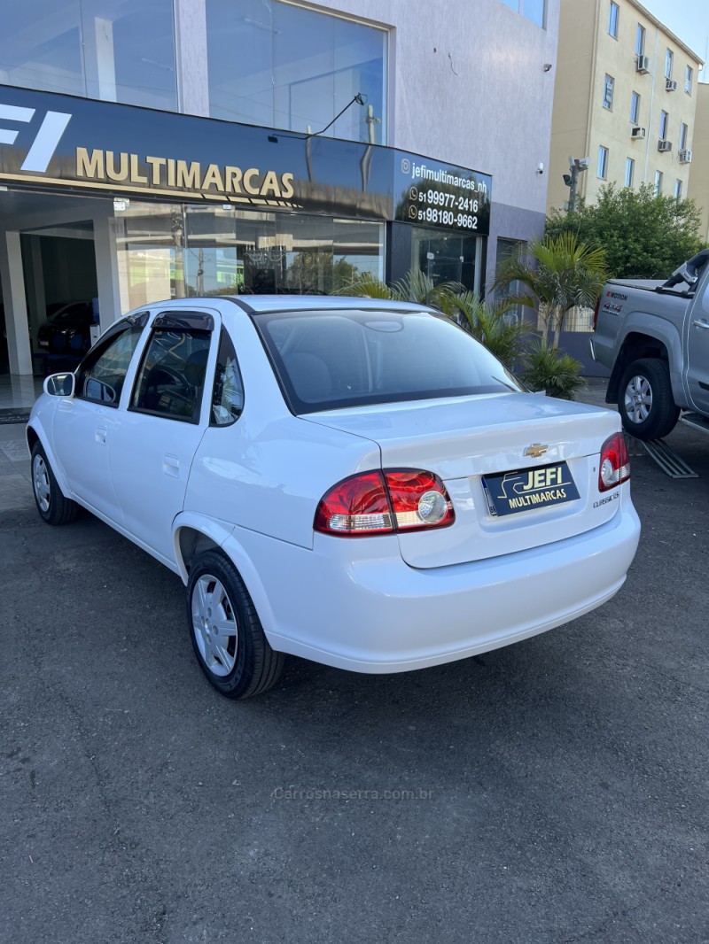CORSA 1.0 MPFI CLASSIC SEDAN LIFE 8V FLEX 4P MANUAL - 2016 - NOVO HAMBURGO