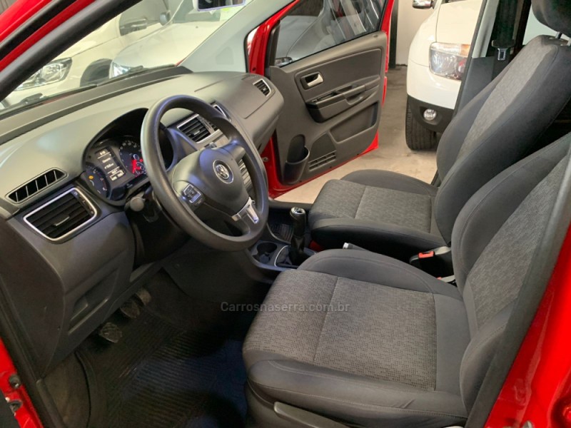 FOX 1.0 ITREND 8V FLEX 4P MANUAL - 2013 - CAXIAS DO SUL
