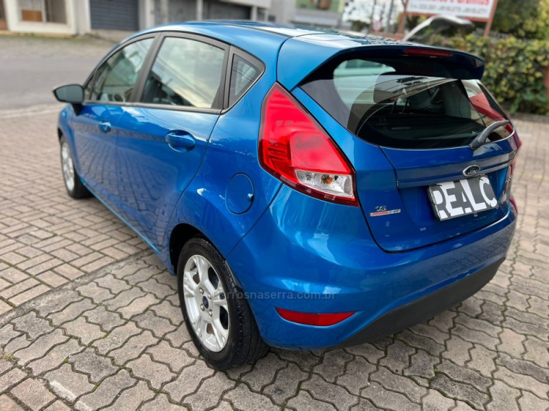 FIESTA 1.6 SE HATCH 16V FLEX 4P AUTOMÁTICO - 2014 - CAXIAS DO SUL
