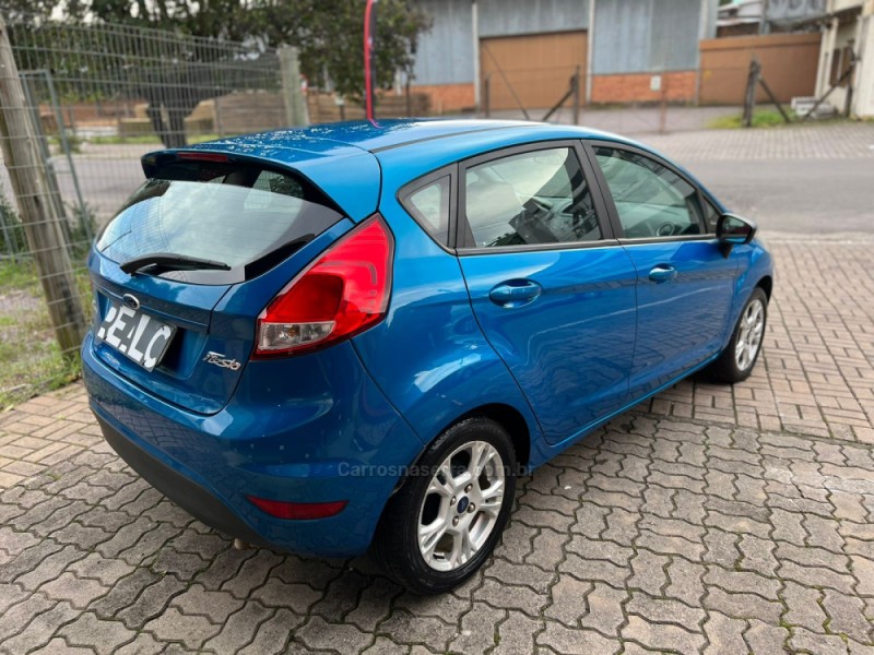 FIESTA 1.6 SE HATCH 16V FLEX 4P AUTOMÁTICO - 2014 - CAXIAS DO SUL