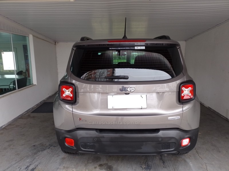 RENEGADE 1.8 16V FLEX LONGITUDE 4P AUTOMÁTICO - 2016 - BENTO GONçALVES