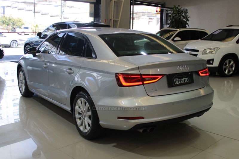A3 1.4 TFSI SEDAN ATTRACTION 16V GASOLINA 4P S-TRONIC - 2016 - CAXIAS DO SUL