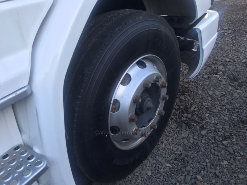 T-113 H 320 4X2 TOP-LINE - 1995 - PORTãO