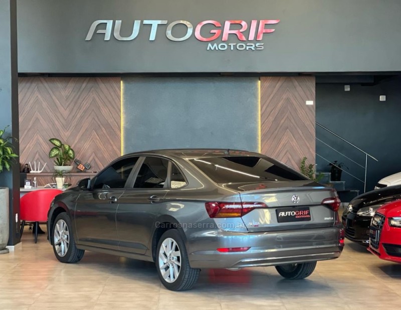 JETTA 1.4 16V TSI COMFORTLINE GASOLINA 4P TIPTRONIC - 2018 - CAMPO BOM