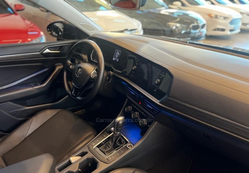 JETTA 1.4 16V TSI COMFORTLINE GASOLINA 4P TIPTRONIC - 2018 - CAMPO BOM