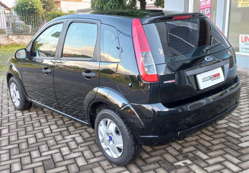 FIESTA 1.6 MPI CLASS HATCH 8V FLEX 4P MANUAL - 2011 - NOVO HAMBURGO