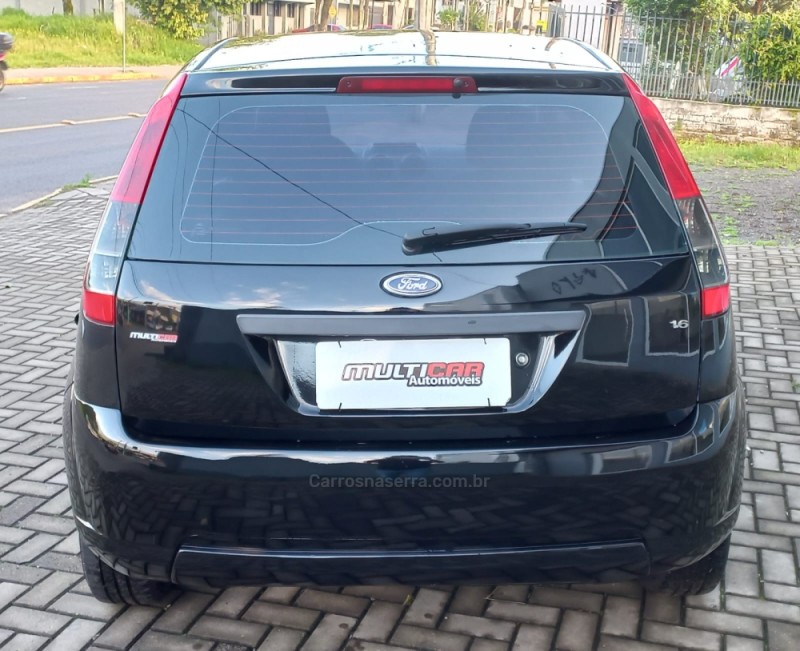 FIESTA 1.6 MPI CLASS HATCH 8V FLEX 4P MANUAL - 2011 - NOVO HAMBURGO