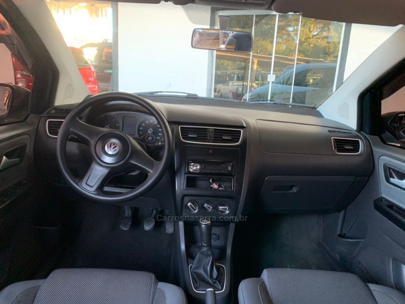 FOX 1.0 MI 8V FLEX 4P MANUAL - 2011 - CAXIAS DO SUL
