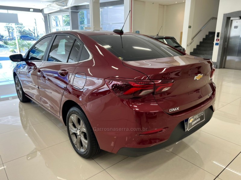 ONIX  1.0	PREMIER PLUS 12V TURBO FLEX 4P AUTOMÁTICO - 2020 - VERANóPOLIS