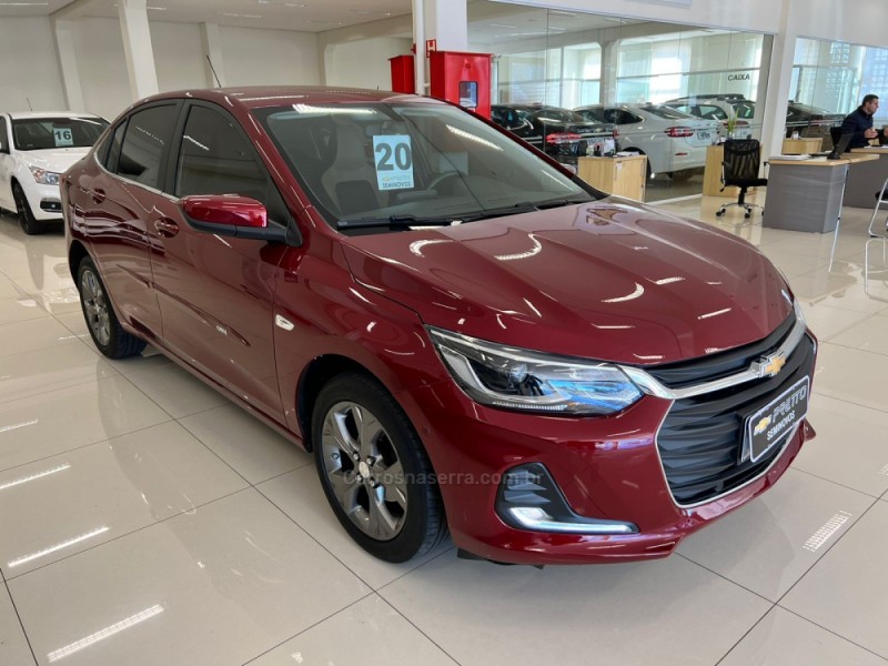 ONIX  1.0	PREMIER PLUS 12V TURBO FLEX 4P AUTOMÁTICO - 2020 - VERANóPOLIS