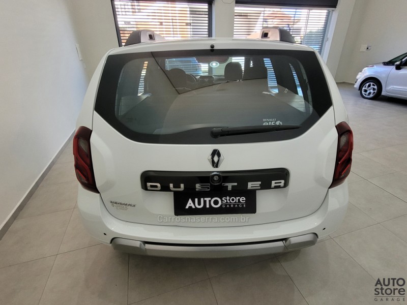 DUSTER 1.6 DYNAMIQUE 4X2 16V FLEX 4P MANUAL - 2017 - CAXIAS DO SUL