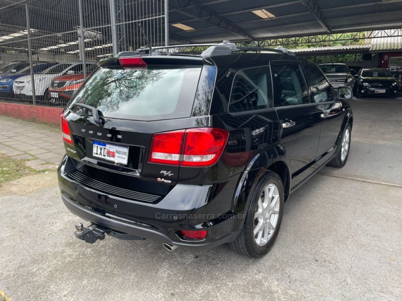 JOURNEY 3.6 RT V6 GASOLINA 4P AUTOMÁTICO - 2015 - CAXIAS DO SUL