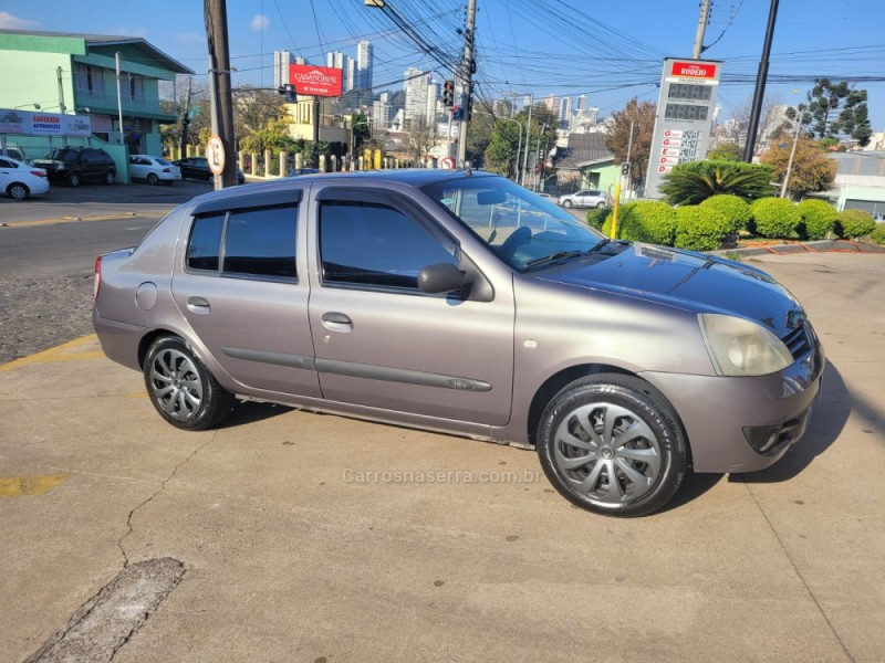 CLIO 1.0 AUTHENTIQUE 16V HI-FLEX 4P MANUAL - 2007 - CAXIAS DO SUL