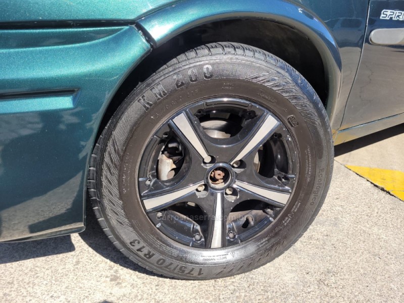 CLASSIC 1.0 MPFI SPIRIT 8V GASOLINA 4P MANUAL - 2005 - CAXIAS DO SUL