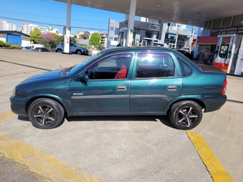 CLASSIC 1.0 MPFI SPIRIT 8V GASOLINA 4P MANUAL - 2005 - CAXIAS DO SUL