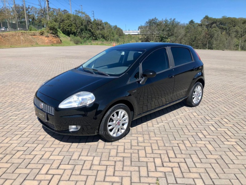 PUNTO 1.6 ESSENCE 16V FLEX 4P MANUAL - 2011 - CAXIAS DO SUL