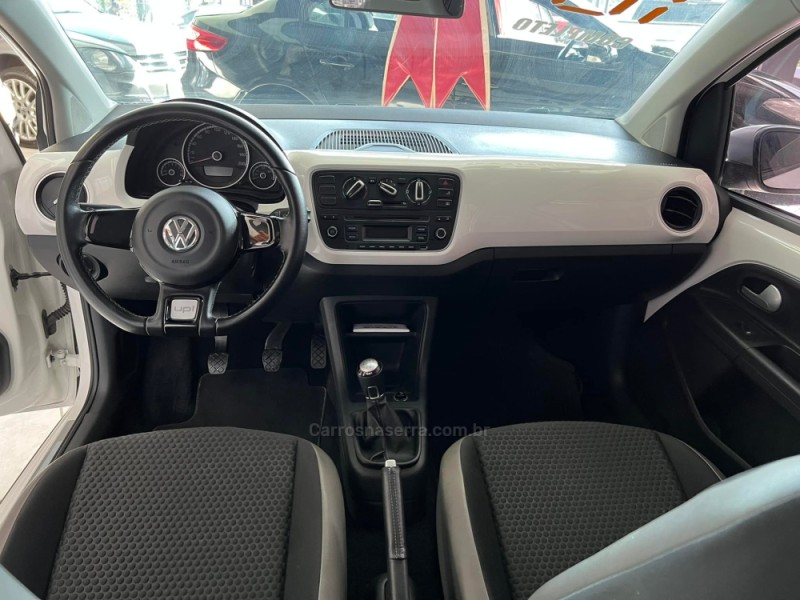 UP 1.0 CROSS T.FLEX 12V 4P MANUAL - 2016 - IGREJINHA