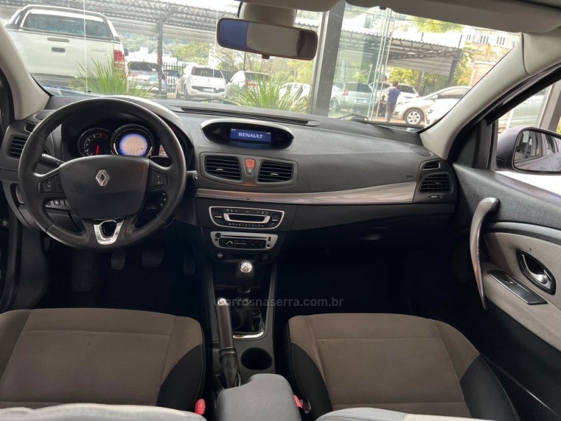 FLUENCE 2.0 DYNAMIQUE 16V FLEX 4P MANUAL - 2016 - IGREJINHA