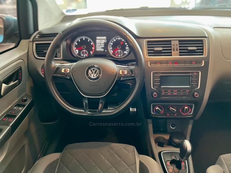 FOX 1.6 MI HIGHLINE 8V FLEX 4P AUTOMATIZADO - 2015 - CAXIAS DO SUL