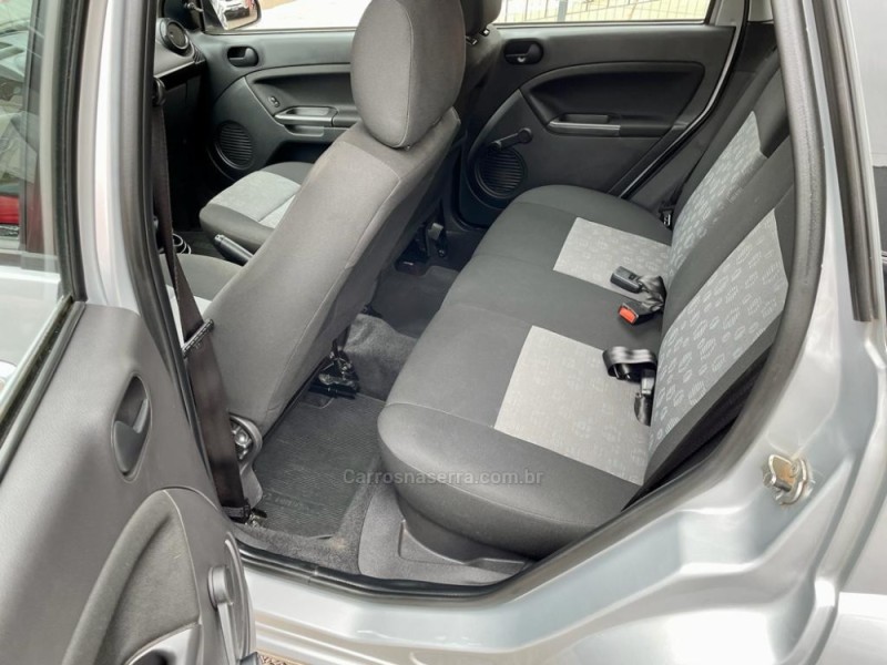 FIESTA 1.0 ROCAM HATCH 8V FLEX 4P MANUAL - 2013 - BOM RETIRO DO SUL