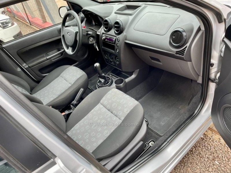 FIESTA 1.0 ROCAM HATCH 8V FLEX 4P MANUAL - 2013 - BOM RETIRO DO SUL