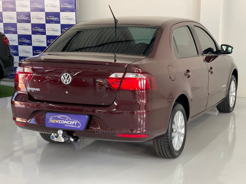 VOYAGE 1.0 MI COMFORTLINE 8V FLEX 4P MANUAL - 2015 - NOVO HAMBURGO