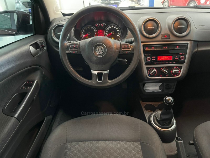 VOYAGE 1.0 MI COMFORTLINE 8V FLEX 4P MANUAL - 2015 - NOVO HAMBURGO