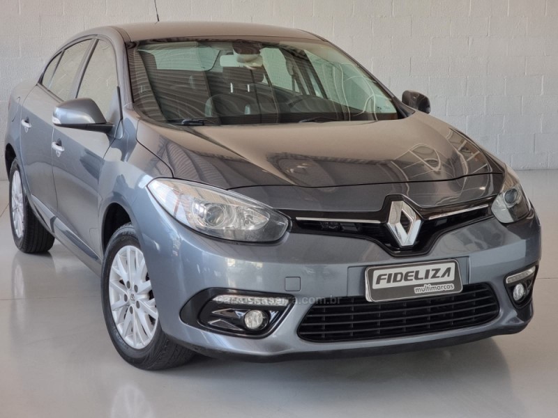 fluence 2.0 dynamique 16v flex 4p automatico 2015 farroupilha