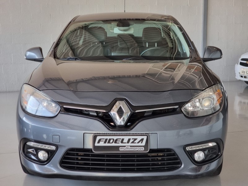 FLUENCE 2.0 DYNAMIQUE 16V FLEX 4P AUTOMÁTICO - 2015 - FARROUPILHA
