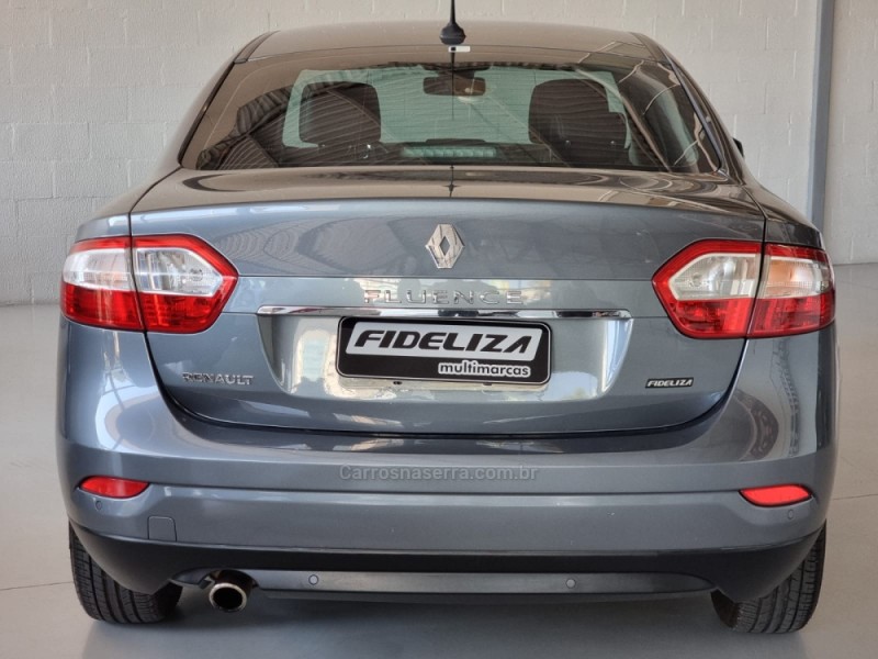FLUENCE 2.0 DYNAMIQUE 16V FLEX 4P AUTOMÁTICO - 2015 - FARROUPILHA