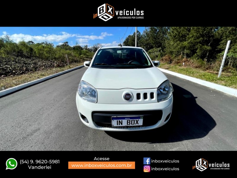 UNO 1.0 VIVACE 8V FLEX 2P MANUAL - 2012 - GRAMADO