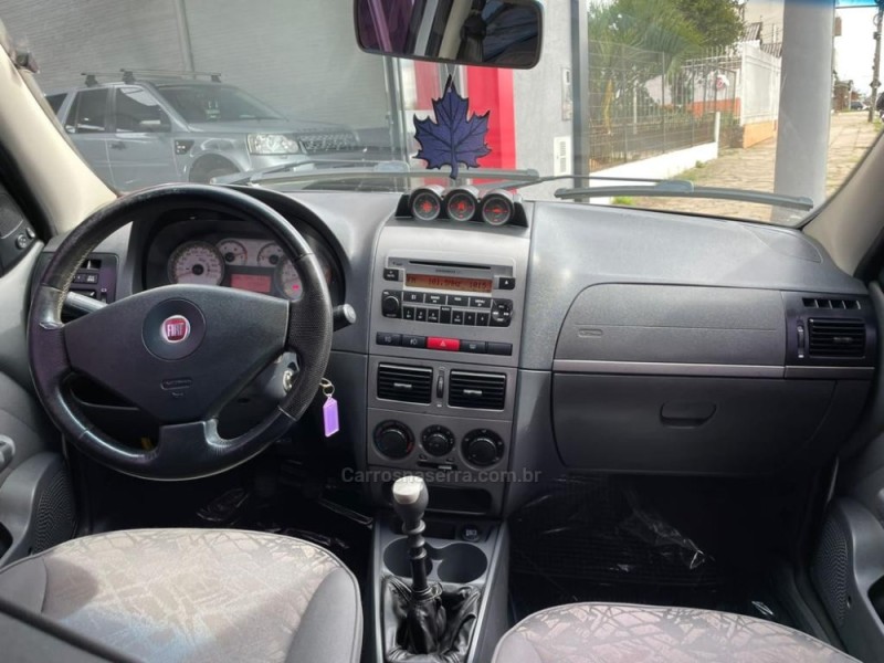 PALIO 1.8 MPI ADVENTURE WEEKEND 16V FLEX 4P MANUAL - 2010 - VACARIA