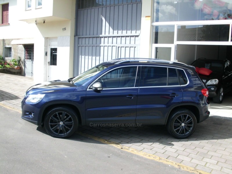 TIGUAN 2.0 TSI R-LINE 16V TURBO GASOLINA 4P TIPTRONIC - 2011 - FLORES DA CUNHA