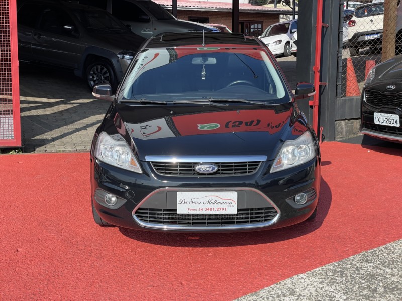 FOCUS 2.0 GHIA 16V GASOLINA 4P MANUAL - 2009 - FARROUPILHA